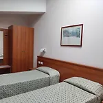 Industria Hotel 3*